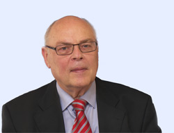 Rechtsanwalt und Notar Klaus-Peter Schwerdtner